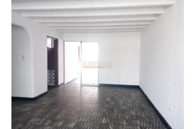 Casas, Alquiler, La Merced - $2.000.000