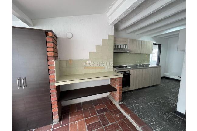 Casas, Alquiler, La Merced - $2.000.000