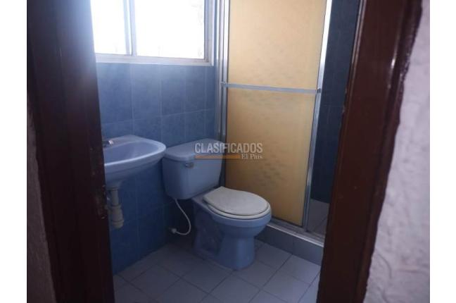 Casas, Alquiler, La Merced - $2.000.000