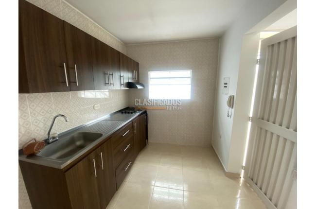 Apartamentos, Alquiler, Colseguros - $1.100.000