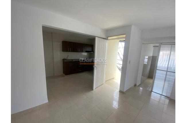 Apartamentos, Alquiler, Colseguros - $1.100.000