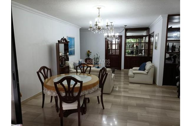 Apartaestudios, Alquiler, Cuarto de Legua - $1.350.000