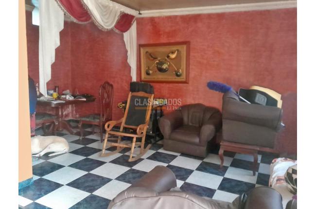 Casas, Venta, La Rivera - $235.000.000