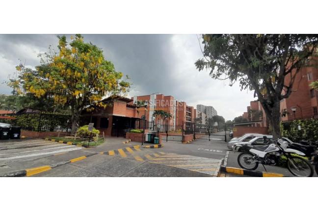 Apartamentos, Alquiler en Valle del Lili