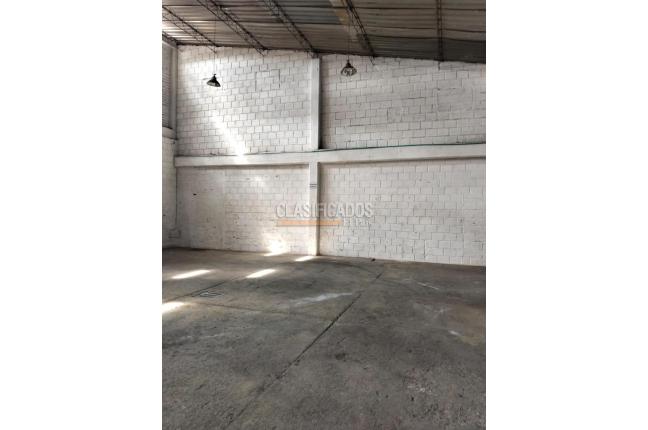 Locales y Bodegas, Alquiler, Pereira - $11.000.000