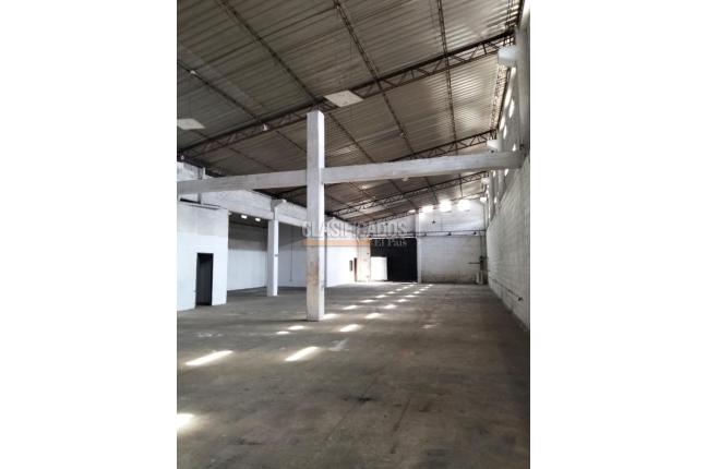 Locales y Bodegas, Alquiler, Pereira - $11.000.000