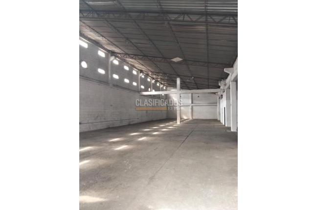 Locales y Bodegas, Alquiler, Pereira - $11.000.000
