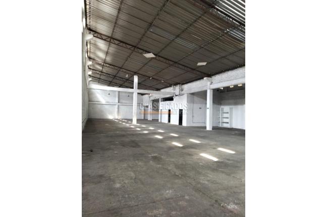 Locales y Bodegas, Alquiler, Pereira - $11.000.000