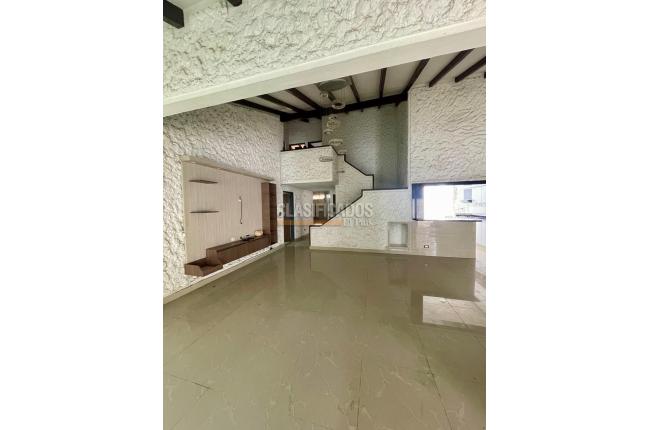 Casas, Venta, Vipasa - $930.000.000