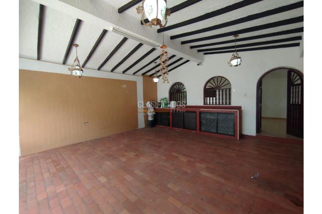 Casas, Alquiler en Vipasa