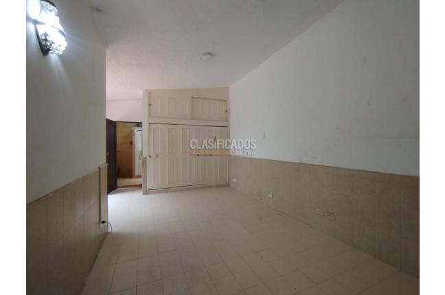 Casas, Alquiler, Vipasa - $3.800.000
