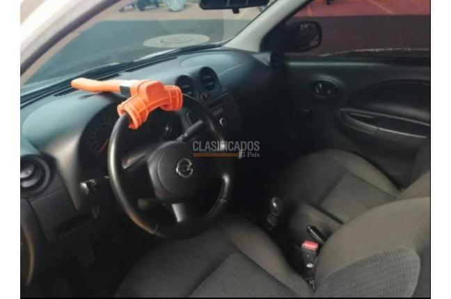 Nissan March 2015