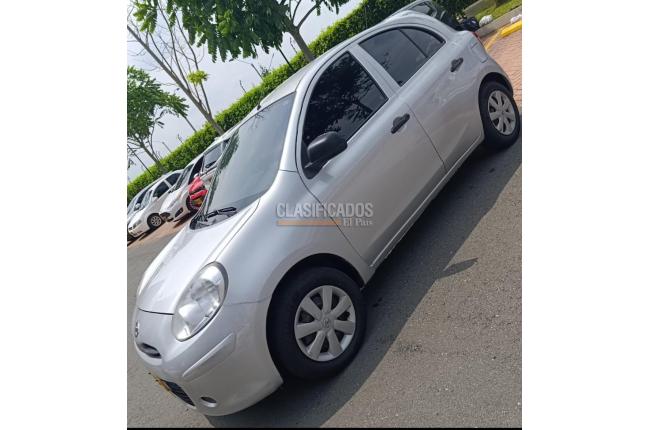 Nissan March 2015