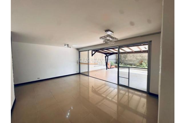 Apartamentos, Venta en La Flora