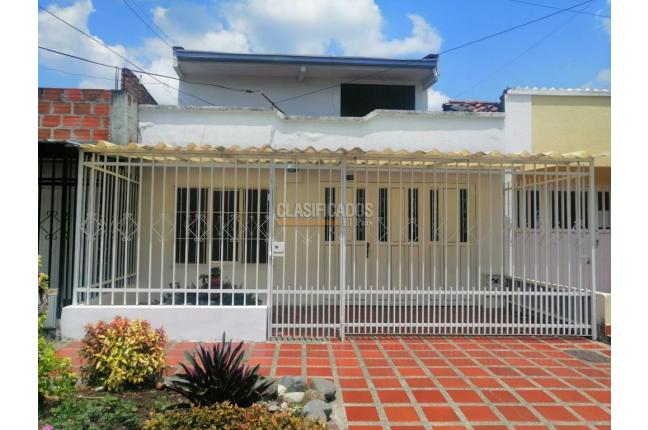 Casas, Alquiler en Palmira