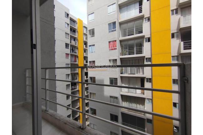 Apartamentos, Alquiler, Los Guayacanes - $1.400.000