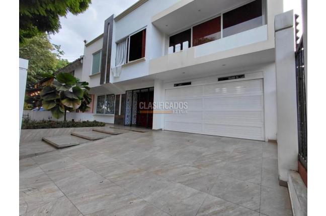 Casas, Venta en La Flora