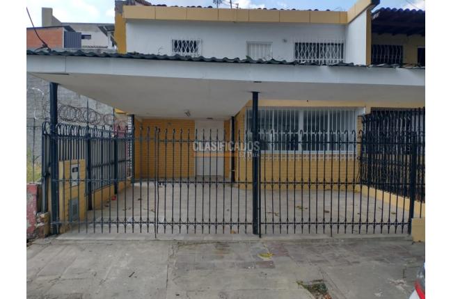 Casas, Alquiler, Urbanización La Merced - $2.300.000