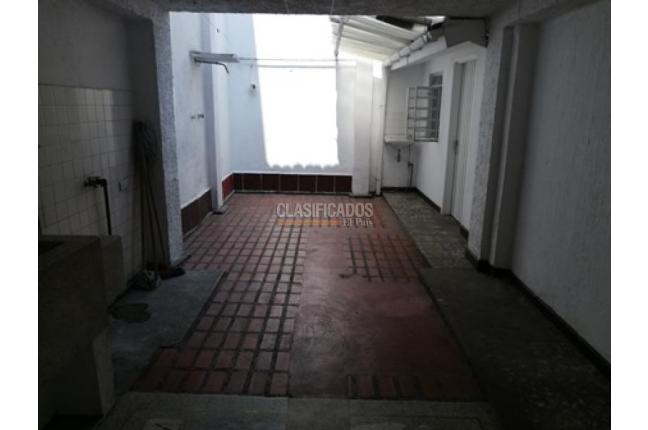 Casas, Alquiler, Urbanización La Merced - $2.300.000