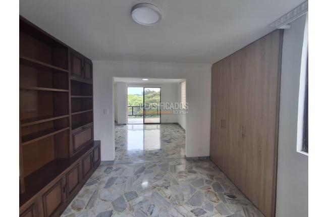 Apartamentos, Alquiler, San Vicente - $2.700.000