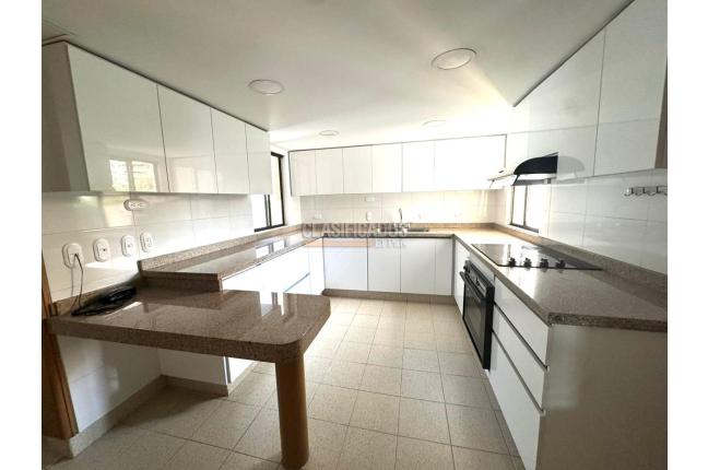 Apartamentos, Alquiler, Normandía - $9.000.000