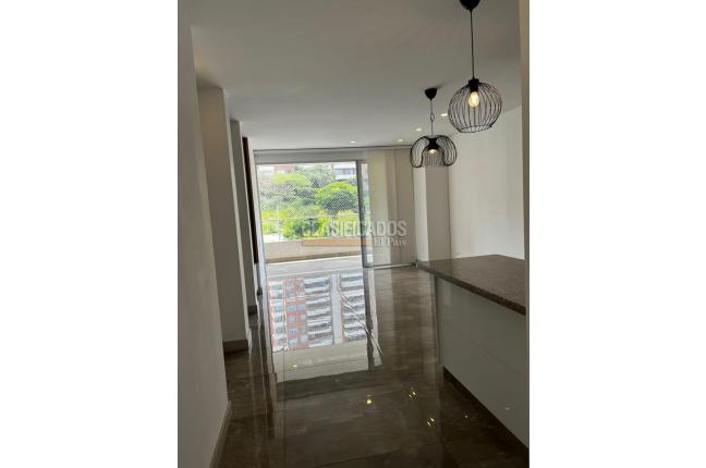 Apartamentos, Venta, Cerro Cristales - $695.000.000