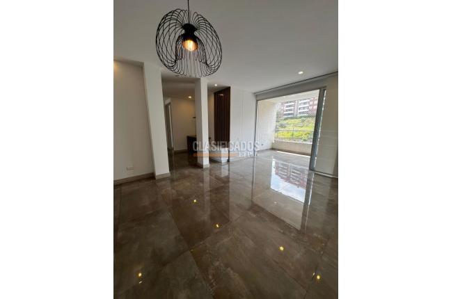 Apartamentos, Venta, Cerro Cristales - $695.000.000