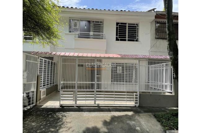 Apartamentos, Alquiler, Ciudad Capri - $1.700.000