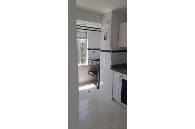 Apartamentos, Alquiler, Alférez Real - $1.850.000