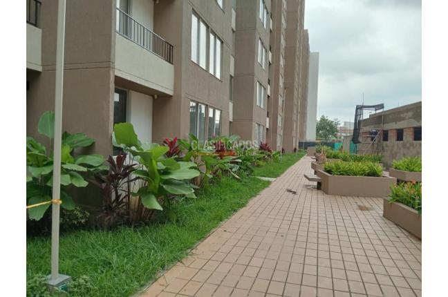 Apartamentos, Alquiler en Evaristo García