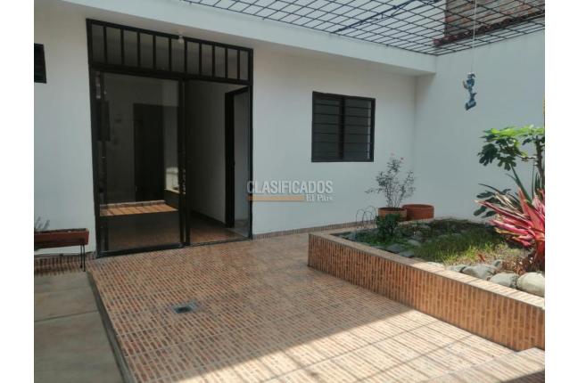Casas, Alquiler en Palmira
