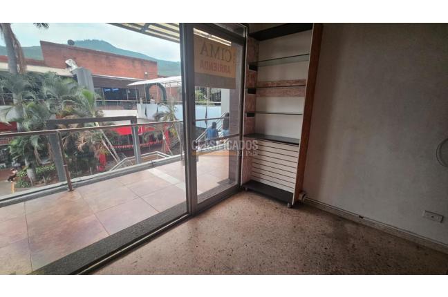 Locales y Bodegas, Alquiler, San Vicente - $820.000