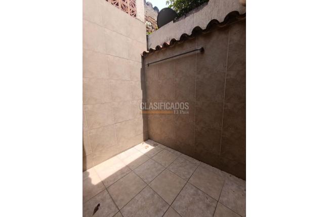 Casas, Venta, Primero de Mayo - $700.000.000