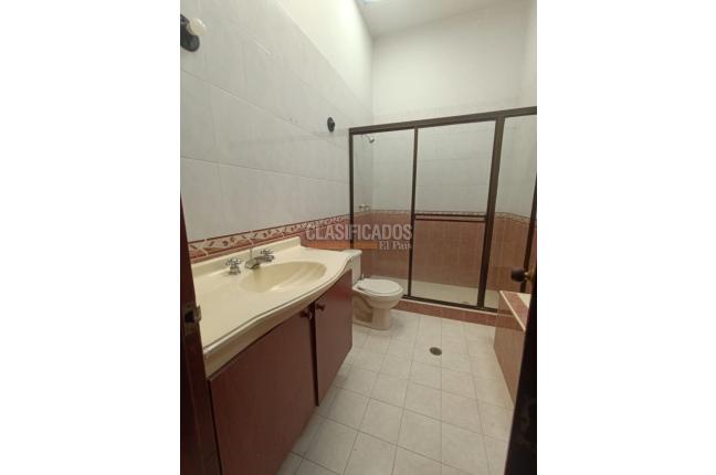 Casas, Venta, Primero de Mayo - $700.000.000