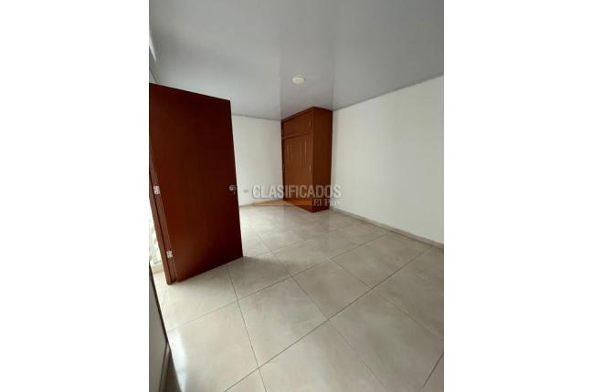 Apartamentos, Alquiler, Santa Elena - $1.100.000