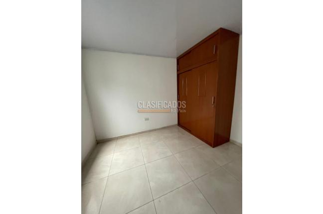 Apartamentos, Alquiler, Santa Elena - $1.100.000