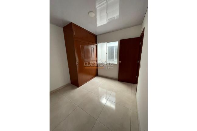 Apartamentos, Alquiler, Santa Elena - $1.100.000