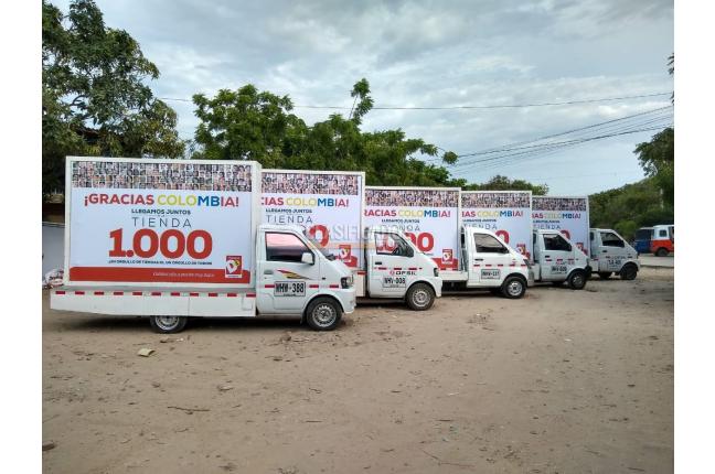 ALQUILER CARRO VALLA EN COLOMBIA - Banquetes y Eventos