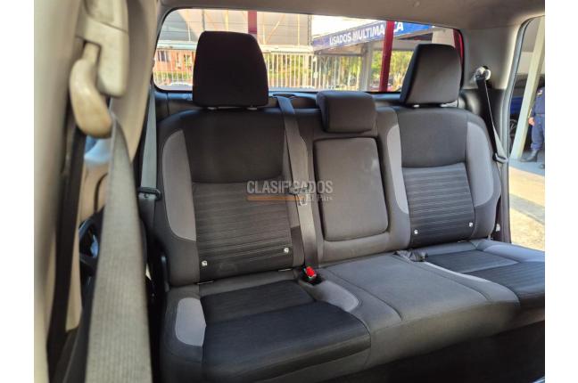 Nissan Frontier 2023 - $104.900.000