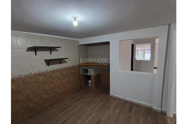 Casas, Alquiler, Los Farallones - $1.500.000