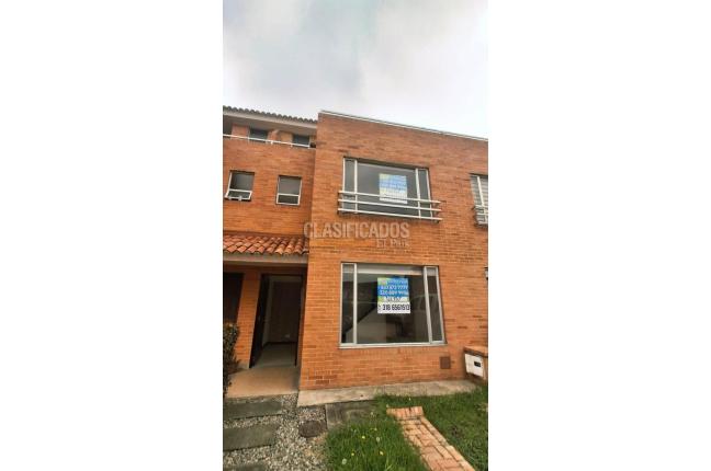 Casas, Alquiler en Chía