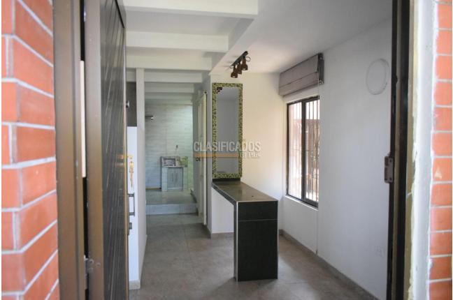 Apartaestudios, Alquiler en Villa del Prado