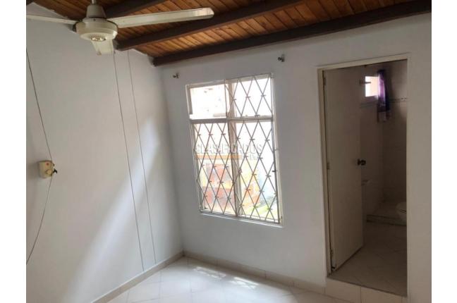 Casas, Alquiler, Giron - $1.400.000