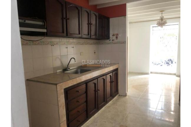 Casas, Alquiler, Giron - $1.400.000