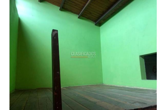 Casas, Alquiler, Giron - $1.400.000
