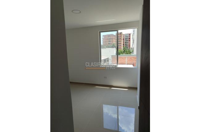 Apartamentos, Alquiler, Versalles - $1.350.000
