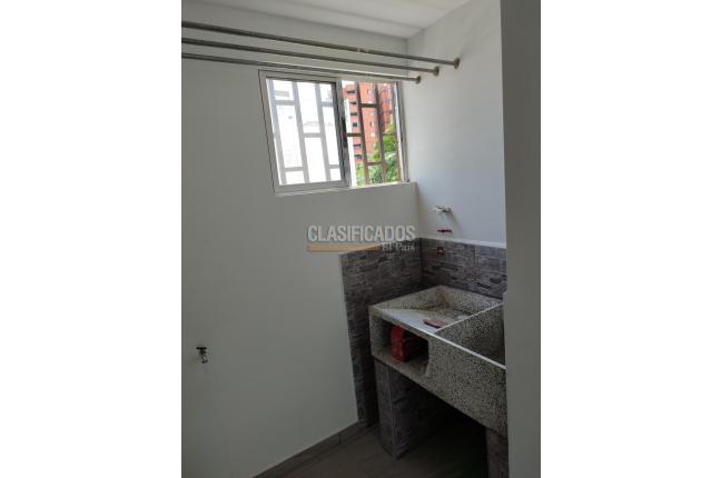Apartamentos, Alquiler, Versalles - $1.350.000