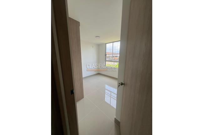 Apartamentos, Alquiler, Industrial - $1.700.000