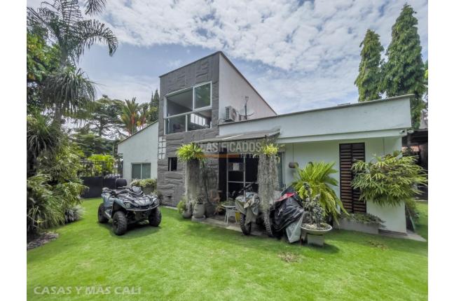 Casas, Venta en Ciudad Jardín