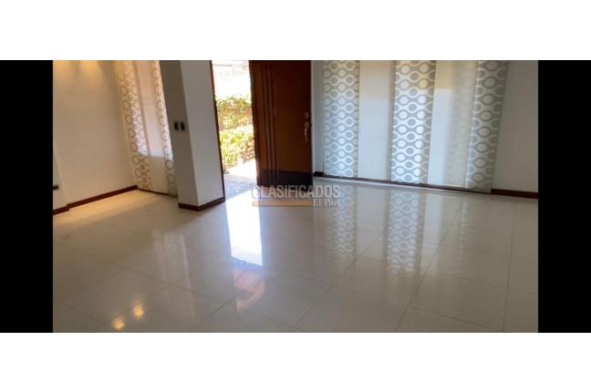 Casas, Venta en Villas San Joaquín